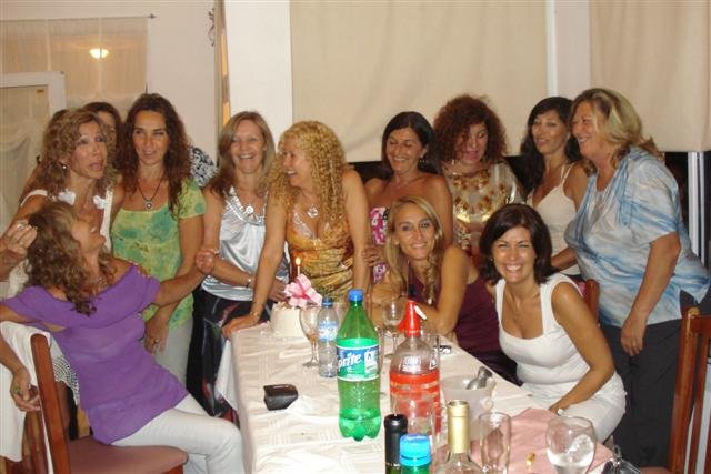 bellas (Small) bellas (Small)